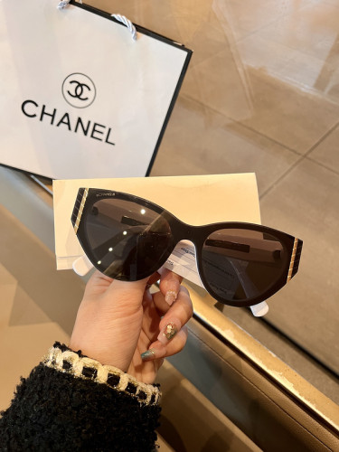 CHNL Sunglasses AAAA-2043