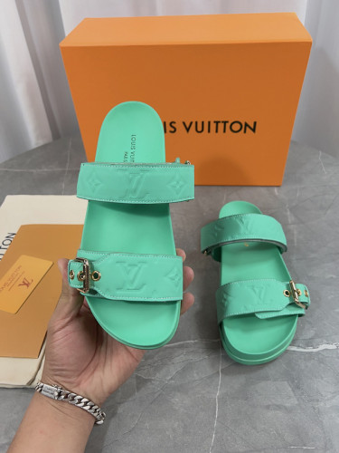 LV women Sandals 1：1 Quality-550