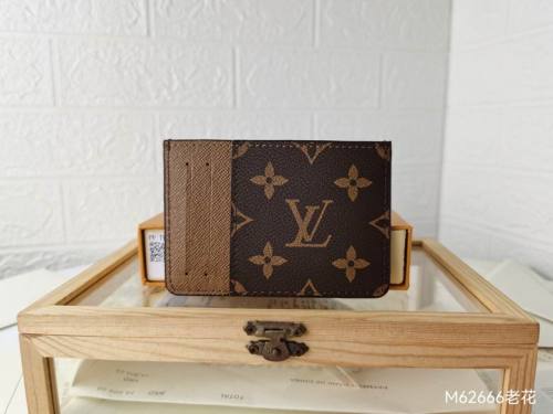 Super Perfect LV Wallet-540