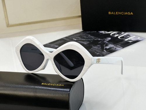 B Sunglasses AAAA-551