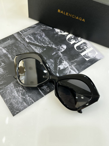 B Sunglasses AAAA-547