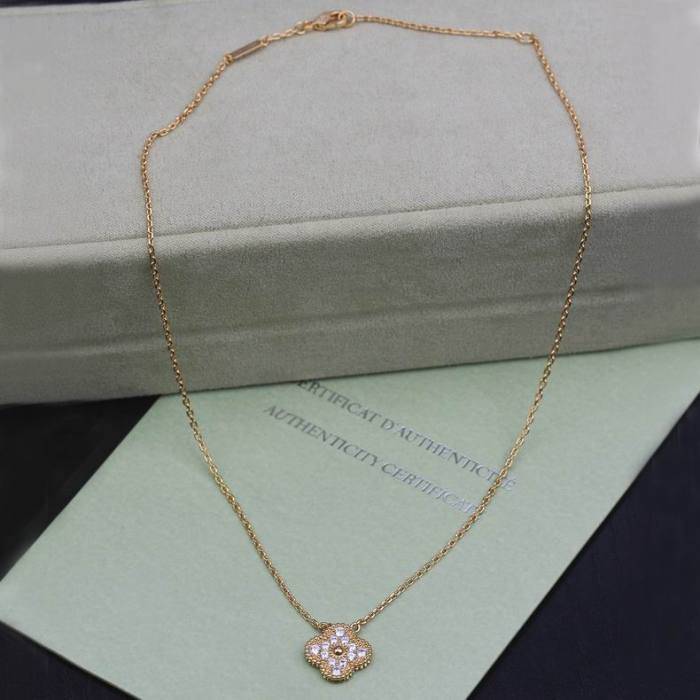 Van Cleef & Arpels Necklace-061