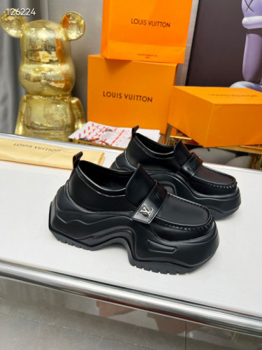 LV Women Shoes 1：1 Quality-922