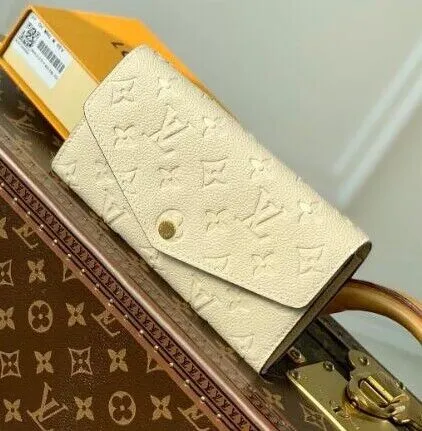 Super Perfect LV Wallet-653