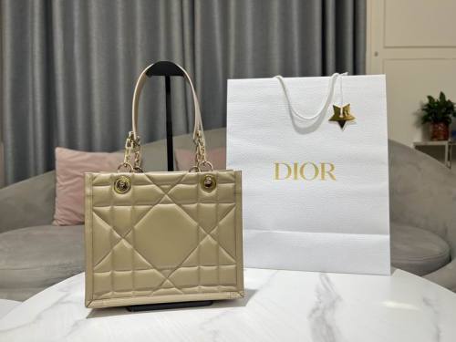 Dior Handbags AAA-286