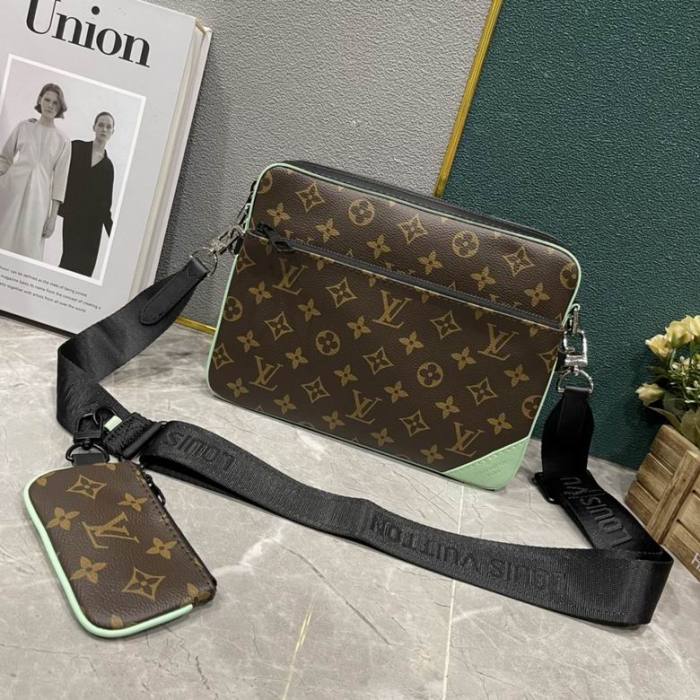 LV Hangbags AAA Men-089