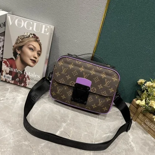 LV Hangbags AAA Men-054