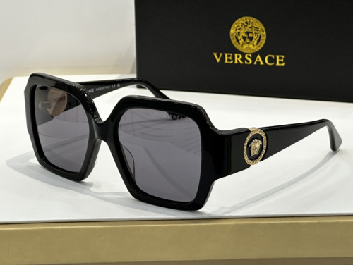 Versace Sunglasses AAAA-1746
