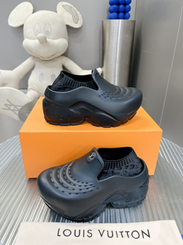LV Women Shoes 1：1 Quality-928