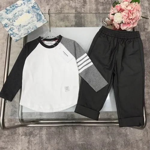 Kids Clothes-234