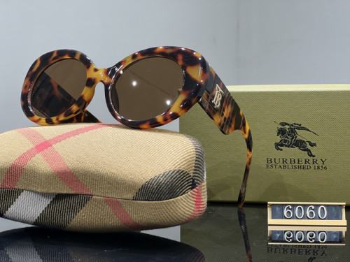 Burberry Sunglasses AAA-197