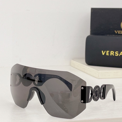 Versace Sunglasses AAAA-1821