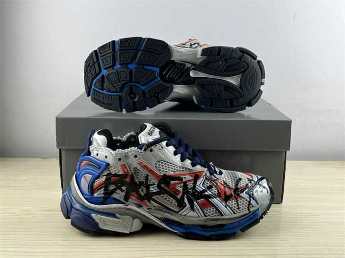 B 17FW Tripe-S High End Sneaker-441