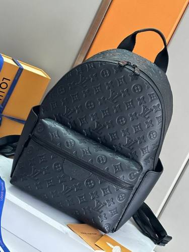 LV Backpack 1：1 Quality-032