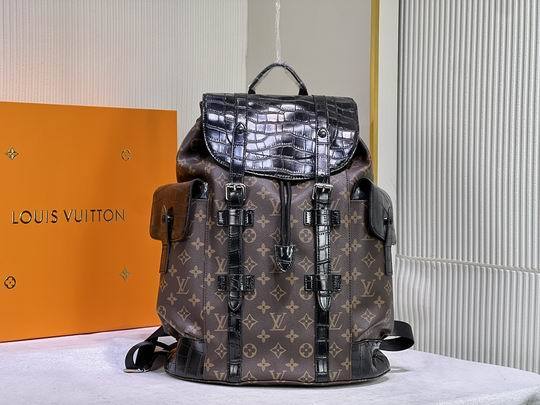 LV Backpack 1：1 Quality-105