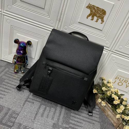 LV Backpack 1：1 Quality-059
