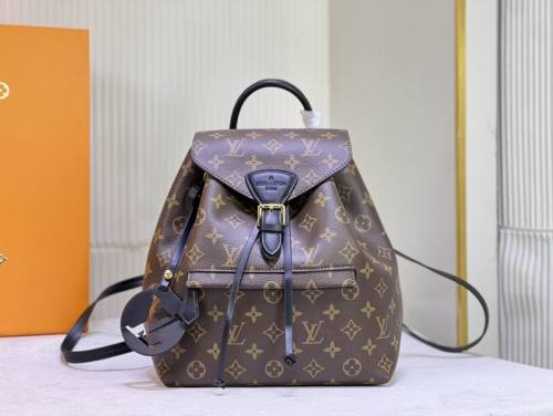 LV Backpack 1：1 Quality-028