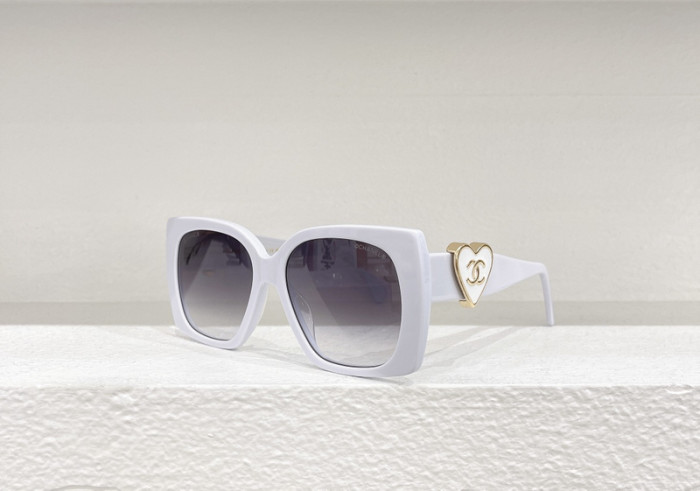 CHNL Sunglasses AAAA-2874
