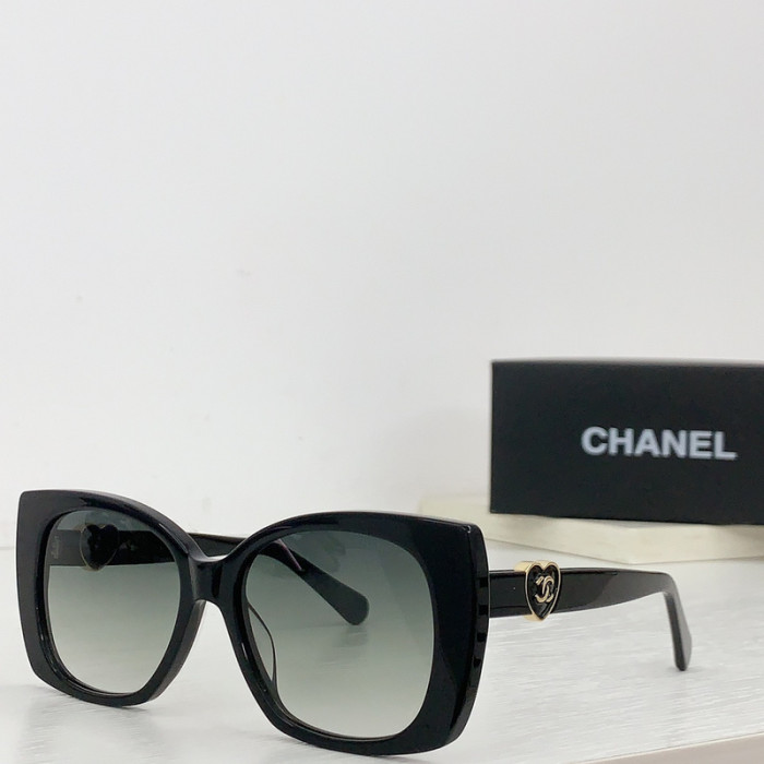 CHNL Sunglasses AAAA-2724