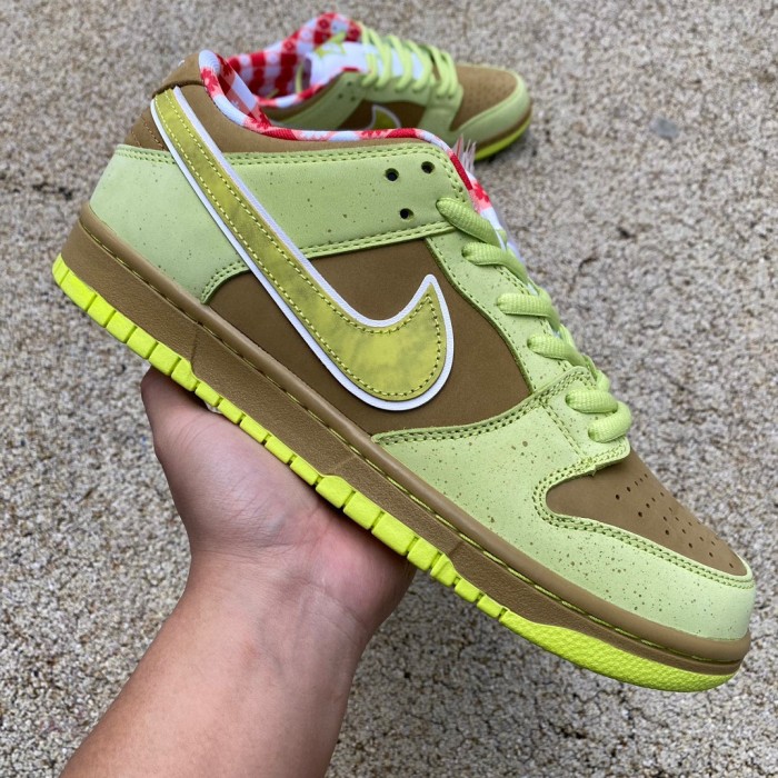 Authentic Concepts x NK SB Dunk Low Green Lobster