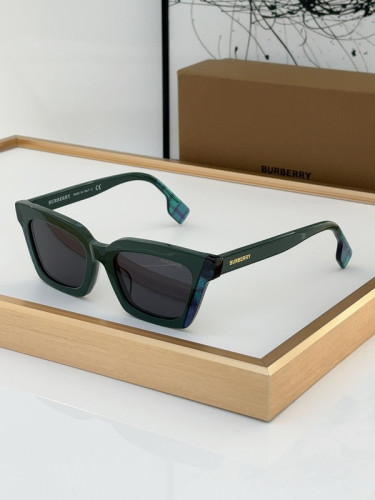 Burberry Sunglasses AAAA-2320