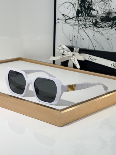 Dior Sunglasses AAAA-2719