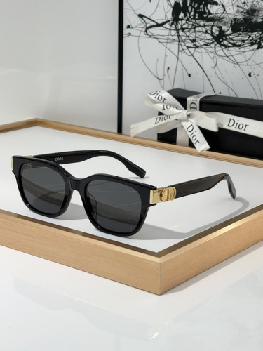 Dior Sunglasses AAAA-2707