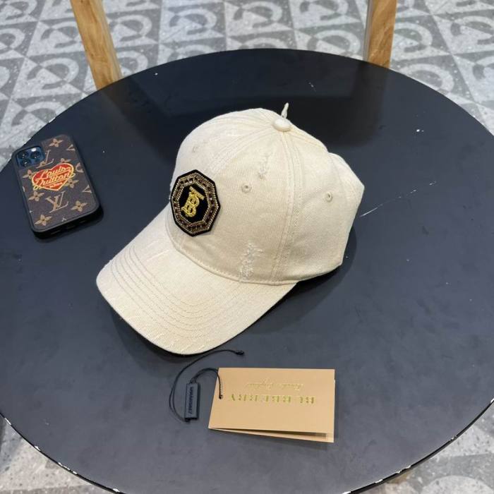 Burrerry Hats AAA-809