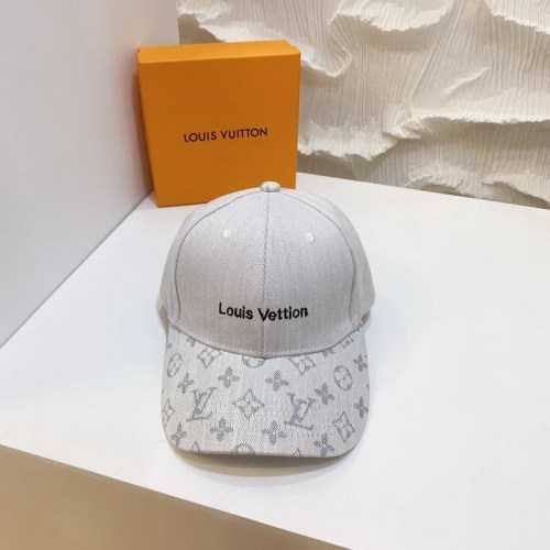 LV Hats AAA-220