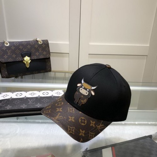 LV Hats AAA-202
