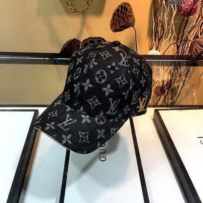LV Hats AAA-126