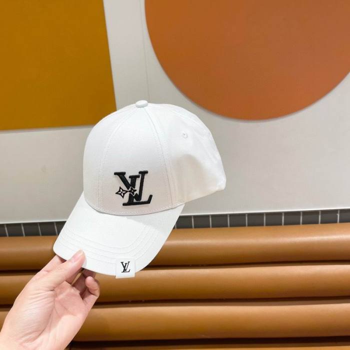 LV Hats AAA-799