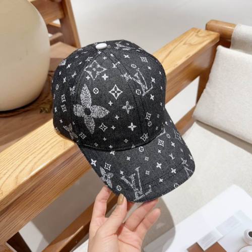 LV Hats AAA-466