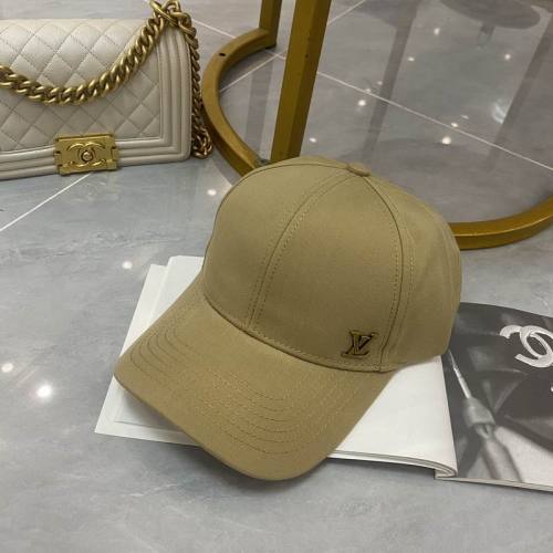 LV Hats AAA-642