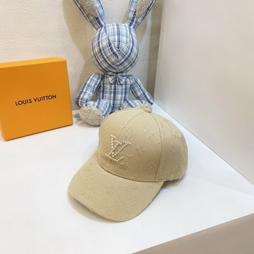 LV Hats AAA-157