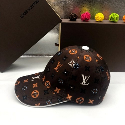 LV Hats AAA-015