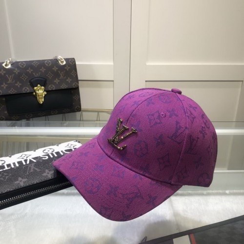 LV Hats AAA-196