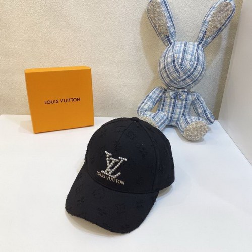 LV Hats AAA-153