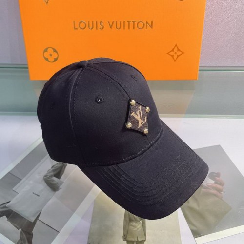 LV Hats AAA-302