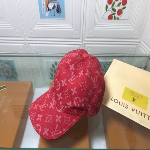 LV Hats AAA-212