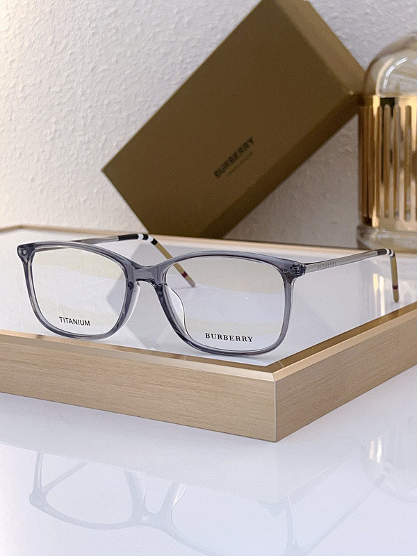 Burberry Sunglasses AAAA-2526