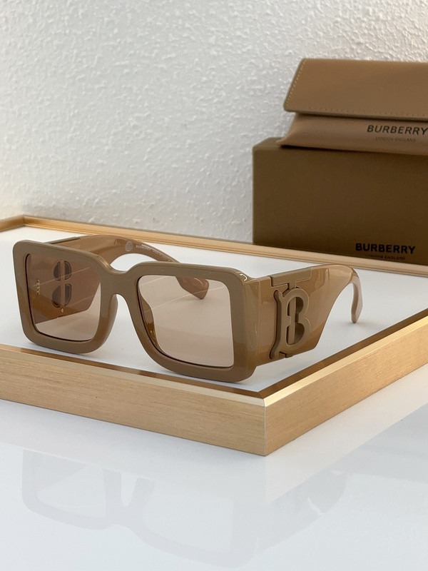 Burberry Sunglasses AAAA-2496
