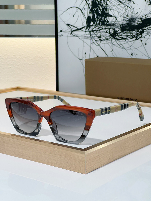 Burberry Sunglasses AAAA-2560