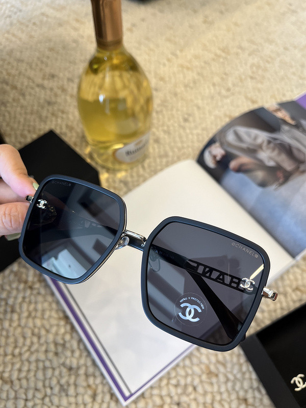 CHNL Sunglasses AAAA-4138