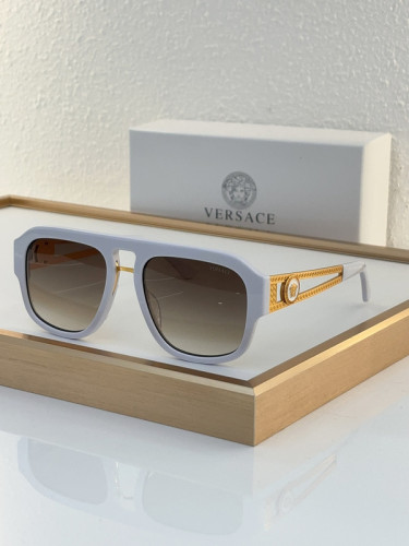 Versace Sunglasses AAAA-2460