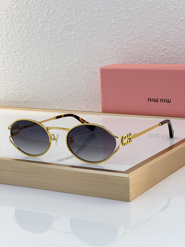 Miu Miu Sunglasses AAAA-1047