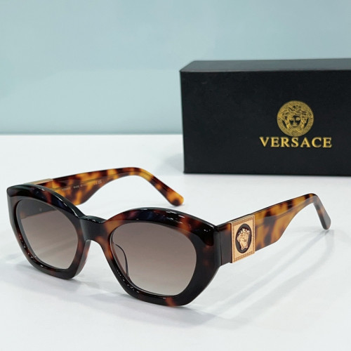 Versace Sunglasses AAAA-2465