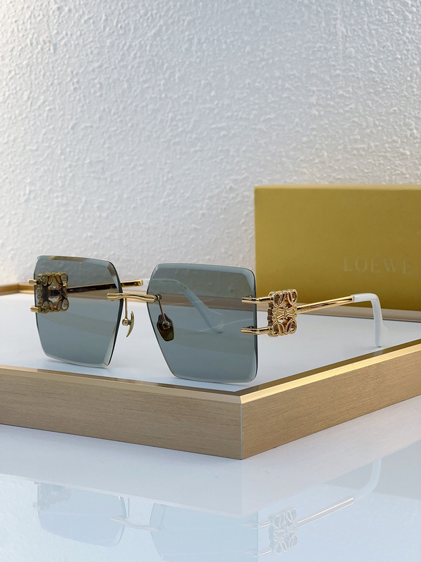Loewe Sunglasses AAAA-372