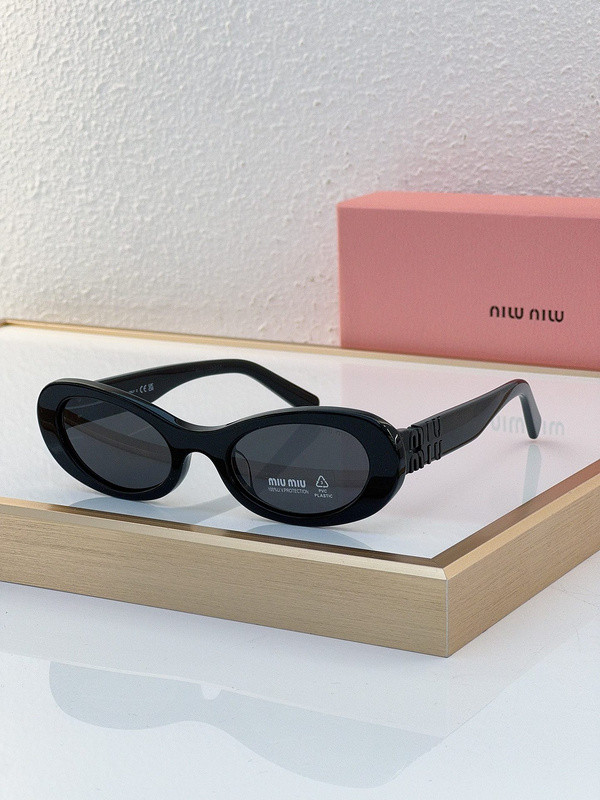 Miu Miu Sunglasses AAAA-1018