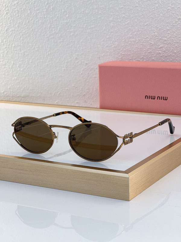 Miu Miu Sunglasses AAAA-1051